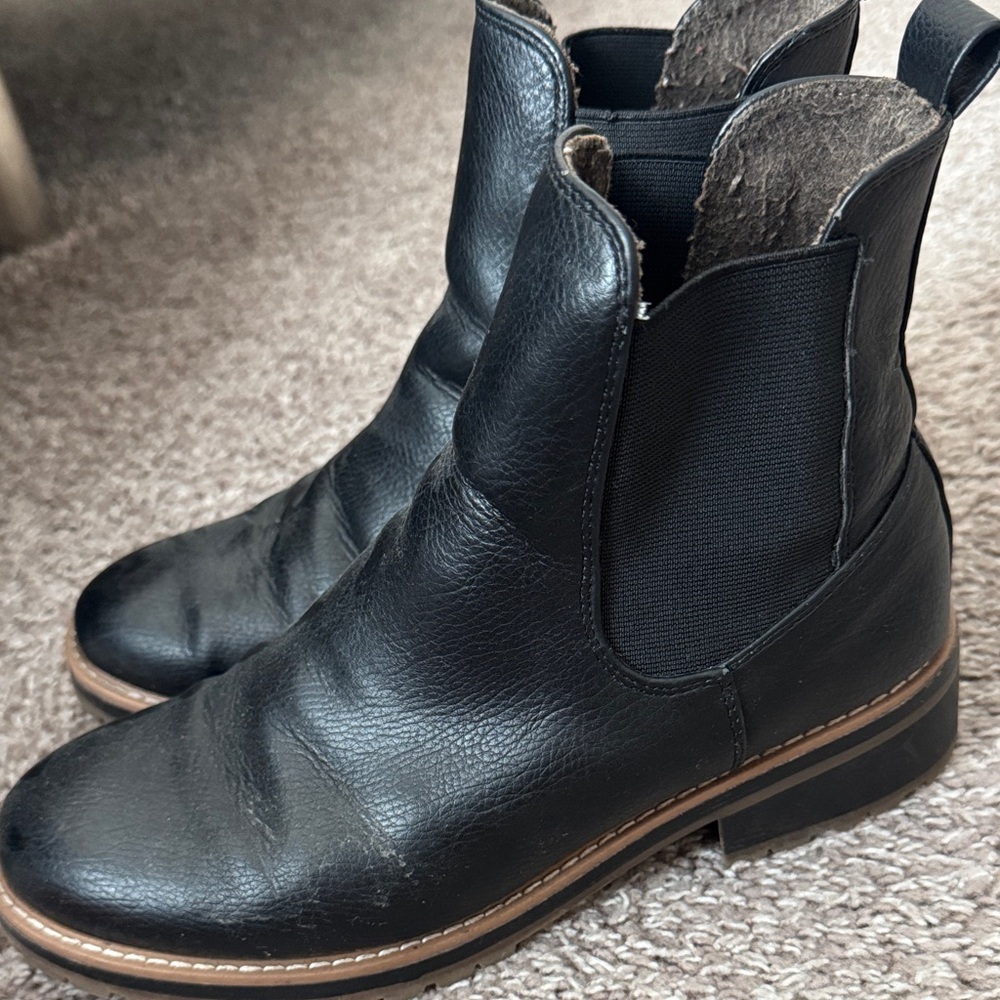Black Leather Womens Boots